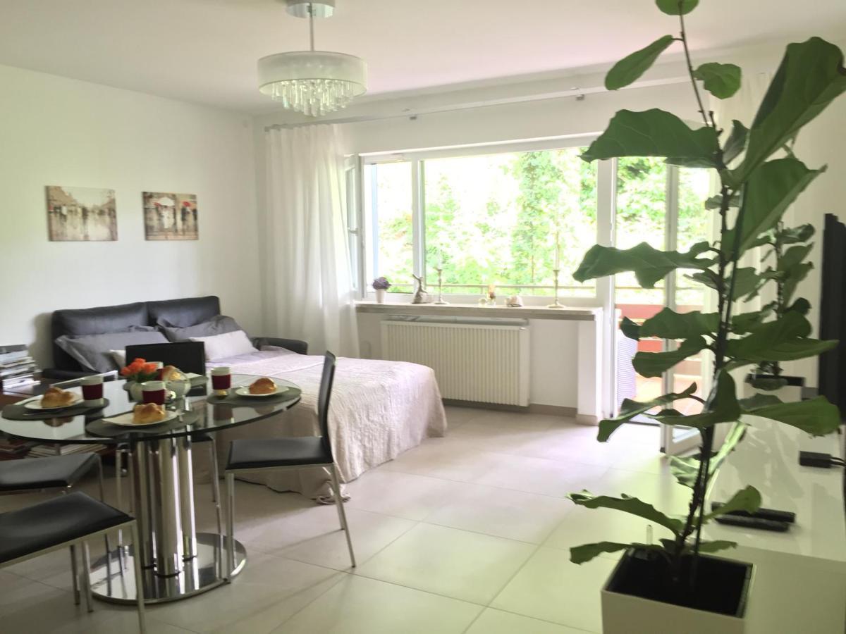 Apartment - Zentrumsnah, Eigener Parkplatz Und Grosser Balkon Ins Gruene Баден-Баден Екстер'єр фото