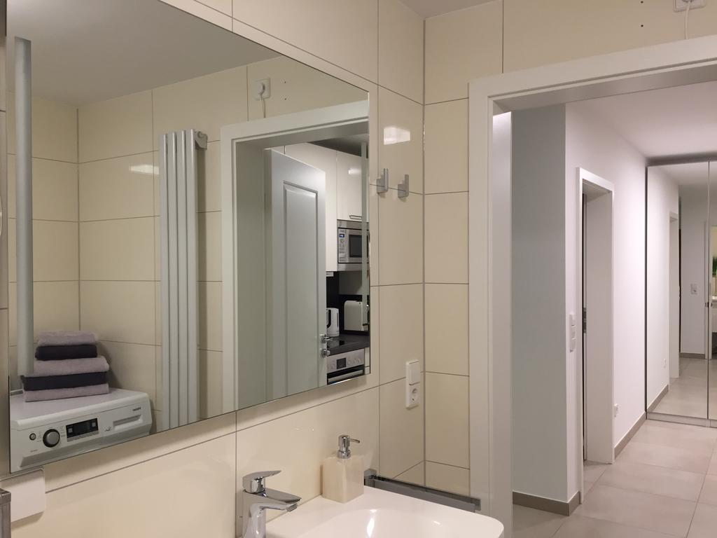 Apartment - Zentrumsnah, Eigener Parkplatz Und Grosser Balkon Ins Gruene Баден-Баден Екстер'єр фото